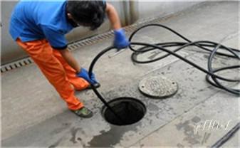 高压车疏通下水管道清理淤洗市政管道-专业吸抽化粪池淤泥污水池清掏-地漏马桶堵塞检测维修的公司电话_专业高压水射车吸抽化粪池-隔油池-污淤泥浆池-污水沙井池-市政下水管道堵塞清洗清掏清理清淤-维修的公司电话
