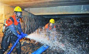 高压车疏通下水管道清理淤洗市政管道-专业吸抽化粪池淤泥污水池清掏-地漏马桶堵塞检测维修的公司电话_专业高压水射车吸抽化粪池-隔油池-污淤泥浆池-污水沙井池-市政下水管道堵塞清洗清掏清理清淤-维修的公司电话